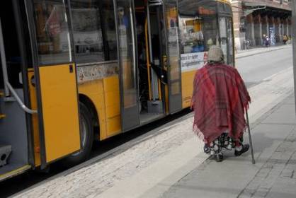 54989316-copenhague-denmark_-10-de-abril-de-el-año-2016-_former-easternblock-función-europeo-como-homelsss-y-mendig